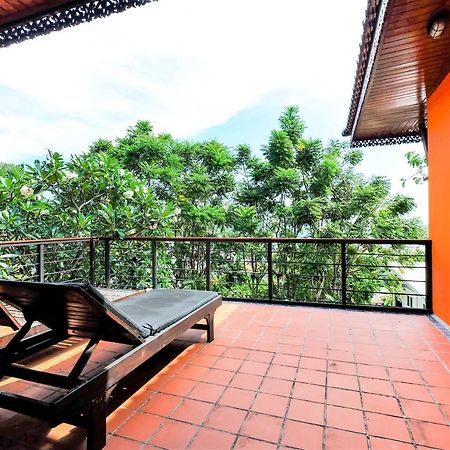 Oyo 626 The Chalet Phuket Resort Panwa Beach Buitenkant foto